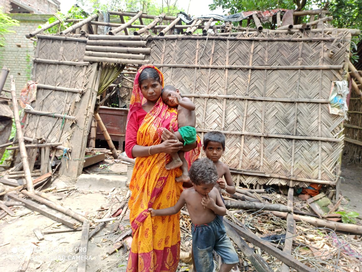 সজনেখালিতে মাছ ধরতে গিয়ে বাঘের পেটে