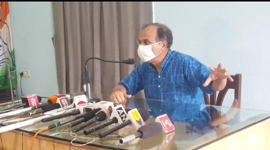 গরিব কল্যাণ রোজগার যোজনা থেকে বাদ বাংলা ক্ষোভ প্রকাশ করলেন অধীর