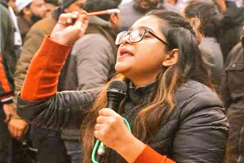 অবশেষে জামিনে মুক্তি পেলো প্রতিবাদী ছাত্রী সাফুরা জারগার