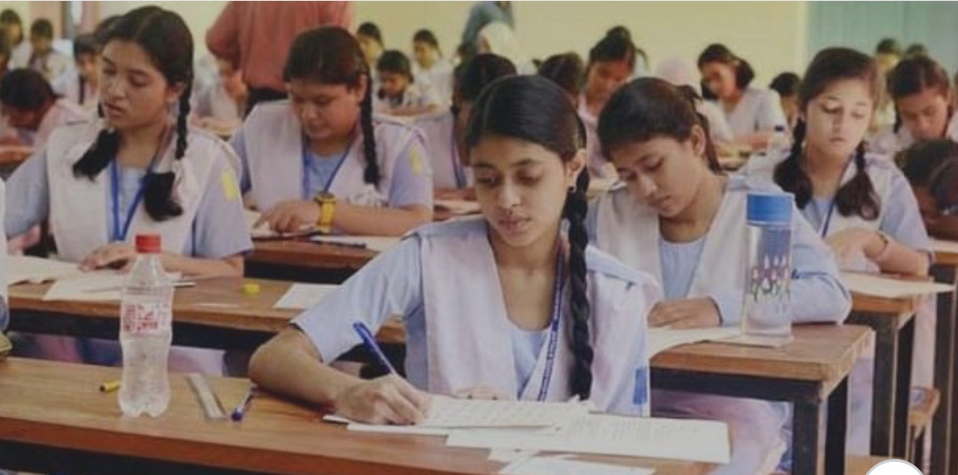 শিক্ষা প্রতিষ্ঠান আবারও বন্ধ ঘোষণা: