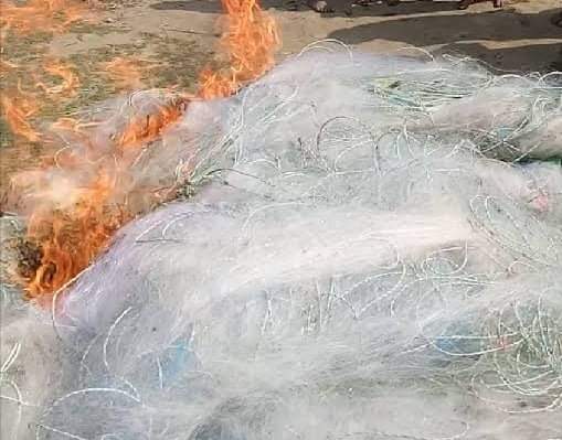 তৃণমূলের গোষ্টিদ্বন্দের সুযোগে ওয়াকফ সম্পত্তি দখল করে পার্টিঅফিস বিজেপির