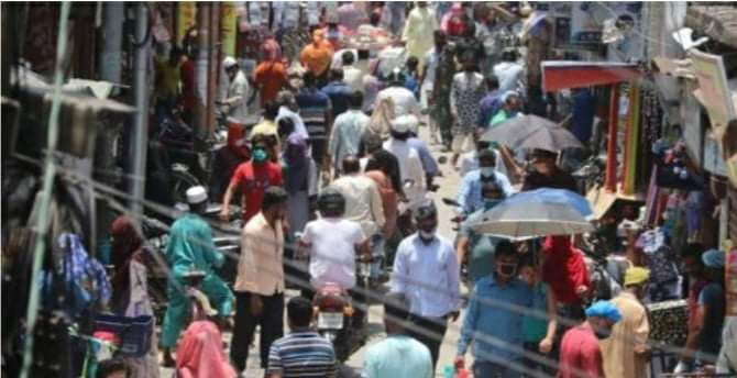 যশোরে করোনা আক্রান্তের সংখ্যা বাড়লেও কমে নি মানুষের ভিড়: