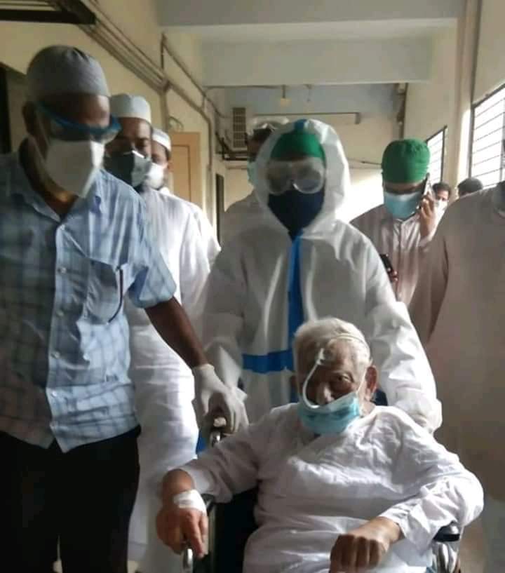 সুস্থ হয়ে মাদ্রাসায় ফিরেছেন আল্লামা শাহ আহমদ শফি: