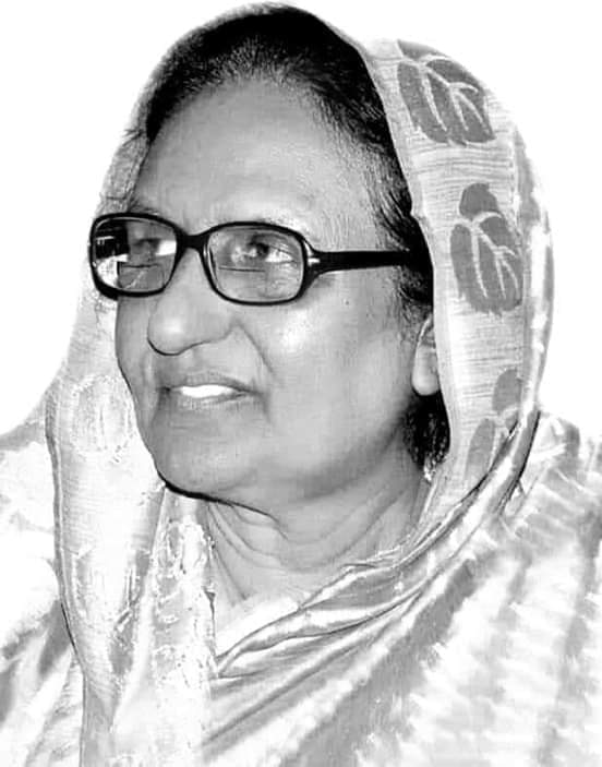 চলে গেলেন সাহারা খাতুন। কেমন ছিলেন রাজনীতিবীদ হিসেবে।