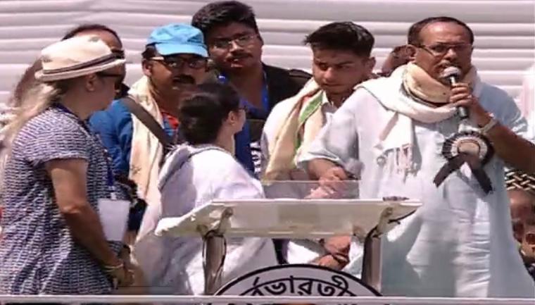 ২০২১ এ’ হবে মুখ্যমন্ত্রী হ্যাট্রিক করবেন! দাবী অভিনেতা সােহেল দত্তের