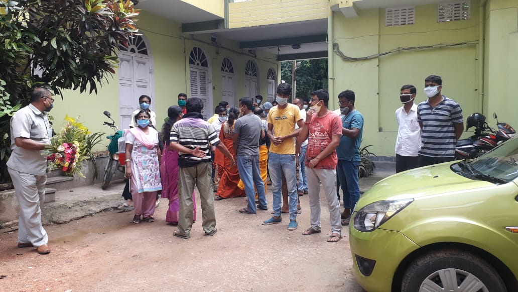 করোনায় আক্রান্ত হলেন প্রাক্তন মন্ত্রী কৃষ্ণেন্দুবাবু পারলেন না জন্মদিন পালন করতে