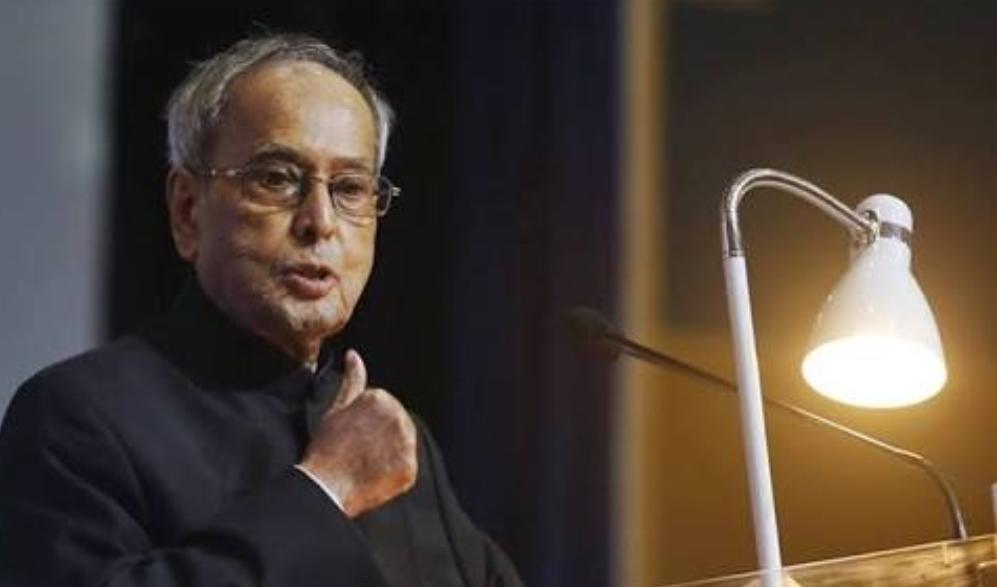 এখনও শরীরের কোনও উন্নতি হয়নি প্রাক্তন রাষ্ট্রপতি প্রণব মুখোপাধ্যায়ের