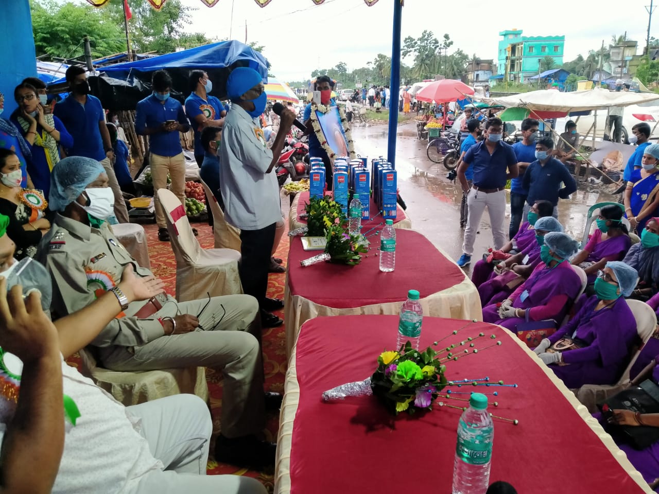 মাদার টেরিজার জন্মদিনে আশা কর্মীদের সংবর্ধনা