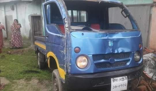 ঈদে বাড়ী ফেরা হলোনা সাদুল্যাপুরের গার্মেন্টস কর্মী স্বাধীন’র।