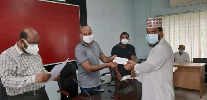 হাটহাজারীর ১০৬ শিক্ষক- কর্মচারী পেল প্রধানমন্ত্রীর সহয়তা