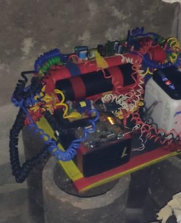 গোডাউনে বোমা! আতঙ্কে গোটা এলাকাবাসী