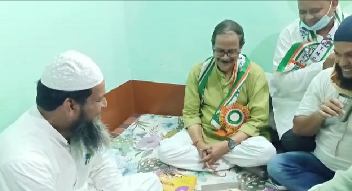 নূরানী মসজিদের ইমামের সঙ্গে সাক্ষাৎ করলেন মন্ত্রী মলয় ঘটক