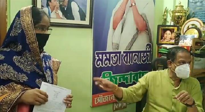 চাকরি পেল দুর্ঘটনায় মৃত সাংবাদিকের স্ত্রী