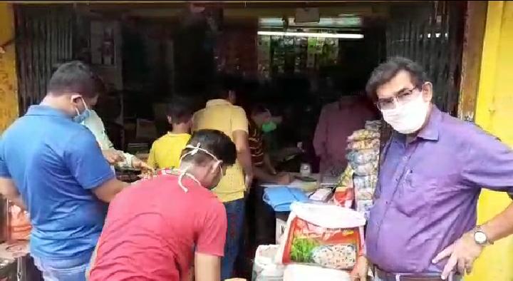 সরকারি ট্যাক্স ফোর্সদের হানা বরাকর বাজার এলাকায়