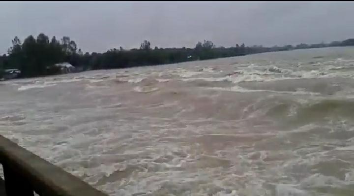 চার পাঁচ দিনের বৃষ্টিপাতের ফলে অসমের নয়টি জেলায় চতুর্থবার বন্যা