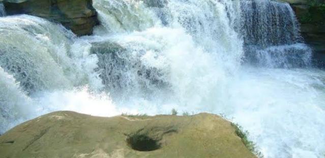 প্রবেশ নিষিদ্ধ কাঠিগড়ার জালালপুর জলপ্রপাতে