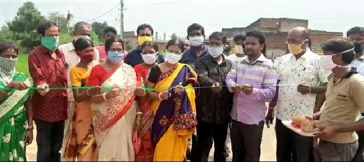 ‘পথশ্রী অভিযান’-এ পানুড়িয়া পঞ্চায়েতের সস্তা থেকে কাশকুলি পর্যন্ত পিচ রাস্তার উদ্বোধন