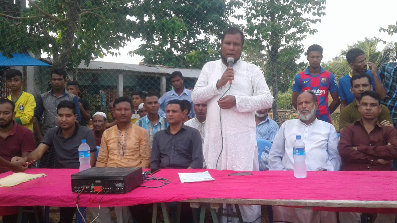 দশগ্রাম বাজারে মিনি ফুটবল টুর্ণামেন্টের শুভ উদ্বোধন
