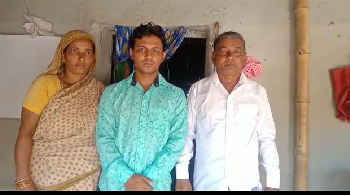 বাবা গৃহশিক্ষক, ছেলের স্বপ্ন ডাক্তার হয়ে গরিবের সেবা করা, নিটে ৫৮৫ নম্বর পেয়ে নজির গড়লেন মালদহের তুলকালাম
