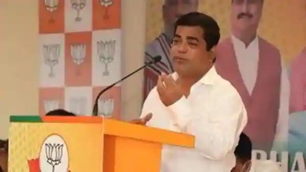 হোয়াটসঅ্যাপে পর্ণ ভিডিওর লিংক শেয়ার করলো বিজেপি শাসিত রাজ্য গোয়ার উপ মুখ্যমন্ত্রী চন্দ্রকান্ত