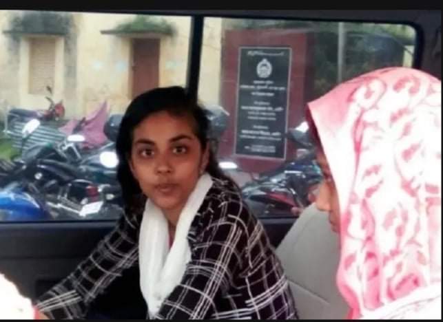 বাউফলে দুই মেয়ের মধ্যে পরস্পর প্রেম: পালিয়ে বিয়ে!