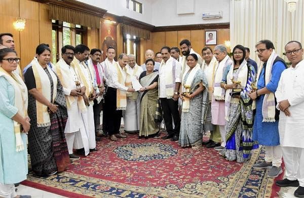 মণিপুর সফর: ফিরল ইন্ডিয়ার সংসদ সদস্যরা; করলো লাগাতার প্রতিবাদের অঙ্গীকার