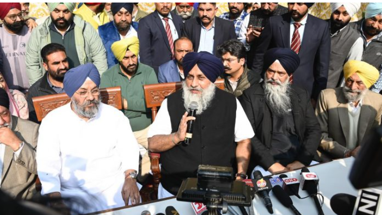 মুসলিমরা নেতৃত্বে নেই কারণ তাদের মধ্যে ঐক্য নেই : আকালি প্রধান সুখবীর সিং