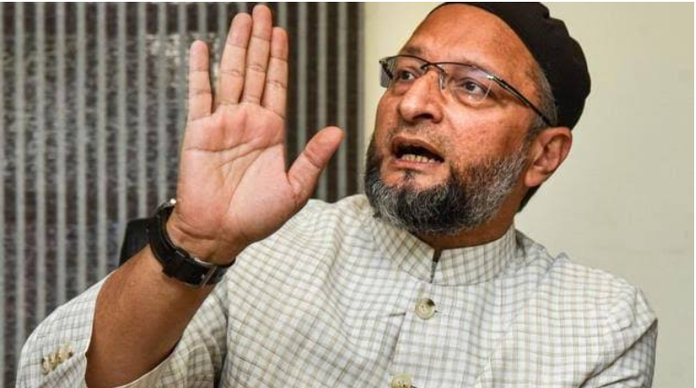 কর্ণাটকে হিজাবে নিষেধাজ্ঞা প্রত্যাহার না করায় কংগ্রেসের সমালোচনা ওয়াইসির