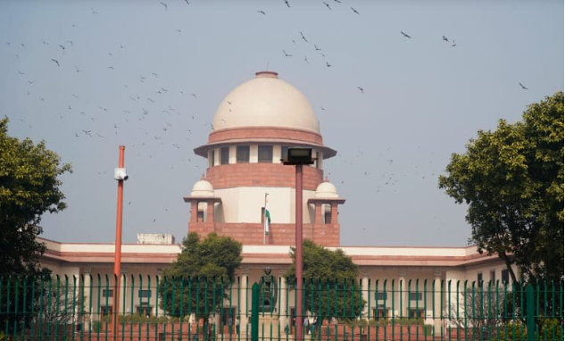 সিএএ স্থগিত নয়, সরকারকে জবাবদিহির নির্দেশ আদালতের