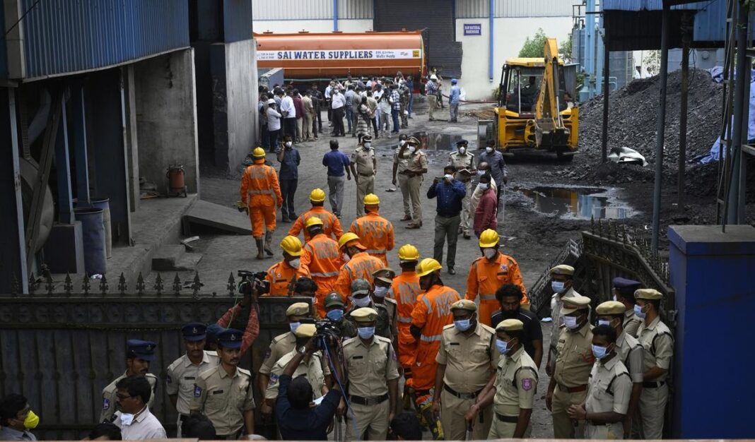তেলেঙ্গানায় রাসায়নিক ট্যাঙ্কারে ভয়াবহ বিস্ফোরণ: আগুনে ঝলসে প্রাণ গেল প্রায় ১০ জনের