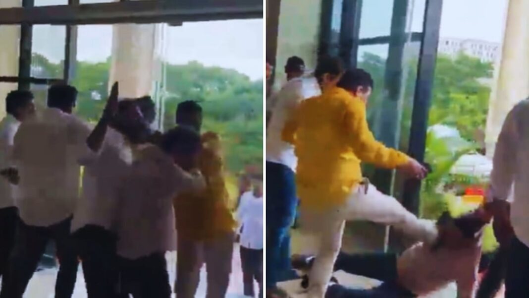 বিজেপি শাসিত উড়িষ্যার ভুবনেশ্বর পৌরসভায় উচ্চপদস্থ কর্মকর্তাকে মারধর, অভিযুক্ত স্থানীয় বিজেপি নেতা