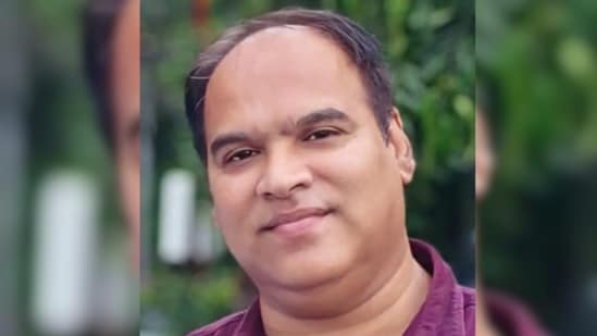 আরএসএস ও মোদীকে বাঙ্গ করে কার্টুন পোস্ট করায় মধ্যপ্রদেশ হাইকোর্টে রেহাই পেলেন না কার্টুনিস্ট!