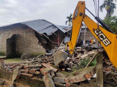 গোলপাড়ায় উচ্ছেদ অভিযান ঘিরে আসাম সরকার ও স্থানীয় বাঙালি বাসিন্দাদের মধ্যে উত্তেজনা, নিহত ১