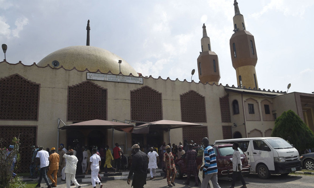 নাইজেরিয়ায় মসজিদে হামলা! নিহত অন্তত ৫০ অপহৃত ৬০