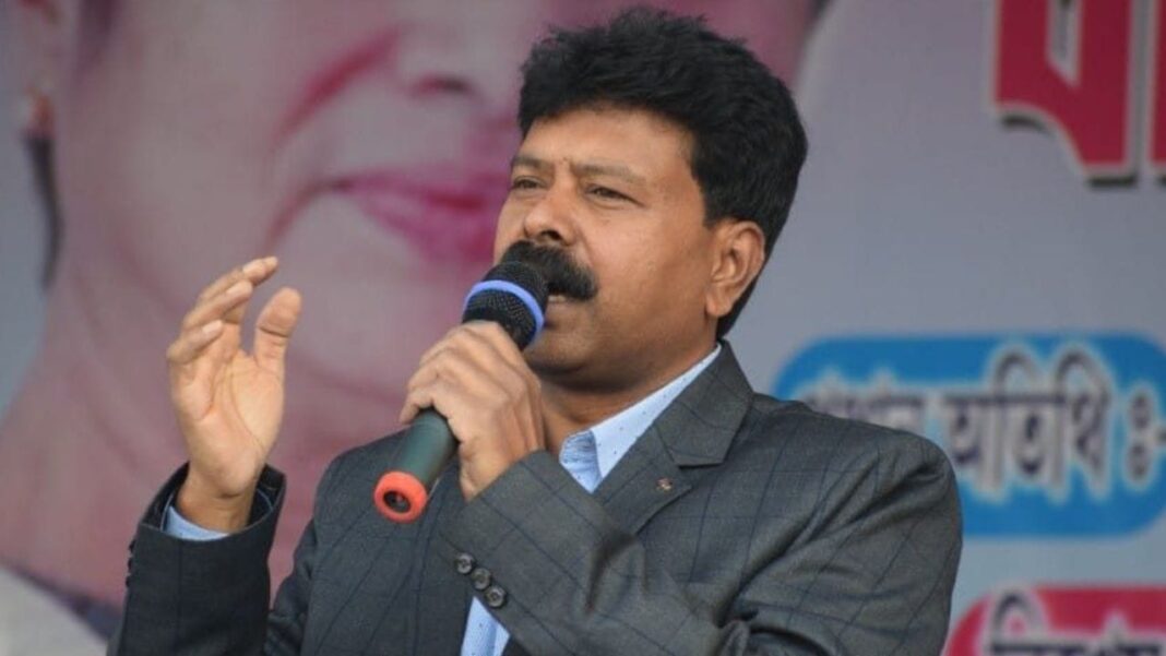 ডোমকলে তৃণমূলের পরিবারতন্ত্র: প্রশাসন কার্যত এক পরিবারের দখলে