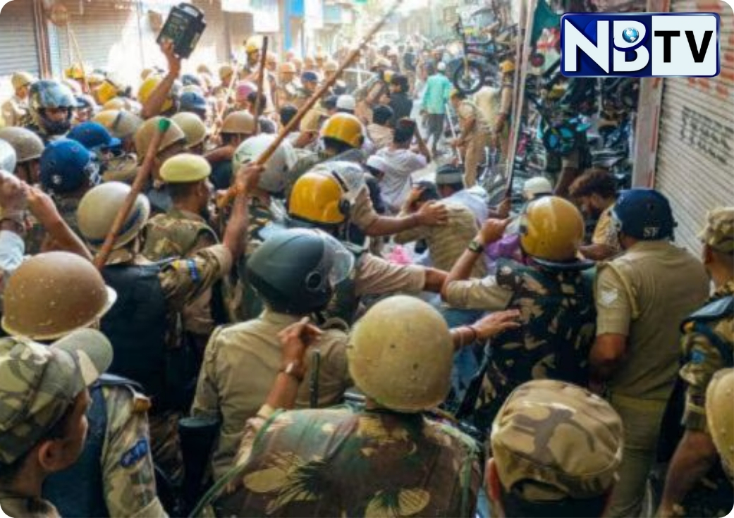 উত্তরপ্রদেশে ‘আই লাভ মুহাম্মদ’ পোস্টার নিয়ে উত্তেজনা, ‘আই লাভ বুলডোজার’ পোস্টার লাগানোর পাল্ট অভিযোগ বজরং দলের বিরুদ্ধে