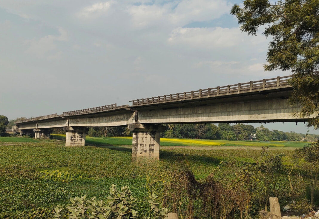 না ফেরার দেশে করিমপুরের তৃণমূল বিধায়ক জাফিকুল ইসলাম, এখনো অসম্পূর্ণ বক্সিপুরের ব্রিজ নির্মাণ কার্য
