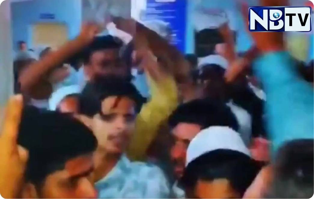 উত্তরপ্রদেশের প্রিয় নবীর প্রতি শ্রদ্ধা জানিয়ে #ILoveMuhammadﷺ লেখা পোস্টার নিয়ে রিল বানানোয় যুবককে থানায় ডেকে মারধর