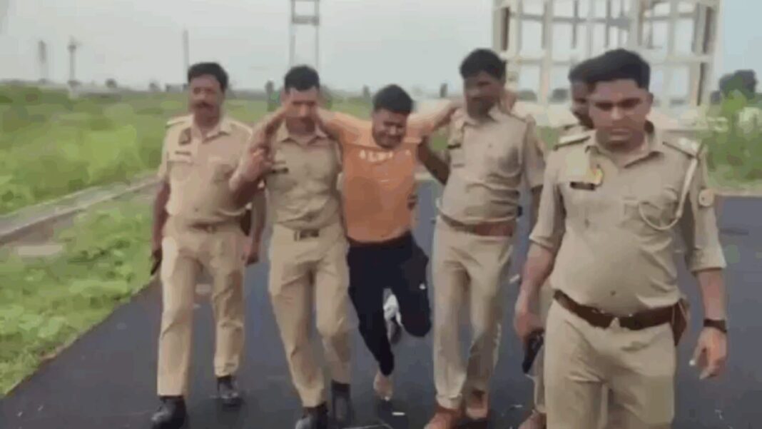 বেরেলিতে পুলিশের গুলিতে আহত আইএমসি নেতা তাজিম, “আই লাভ মুহাম্মদ” প্রচারে গ্রেফতার আরও ১৭ জন