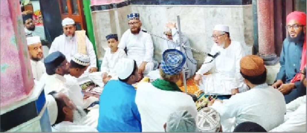 ‘ভোট চোর-গদি ছোড়’ স্লোগানকে সামনে রেখে উলুবেড়িয়ায় কংগ্রেসের বিক্ষোভ সভা