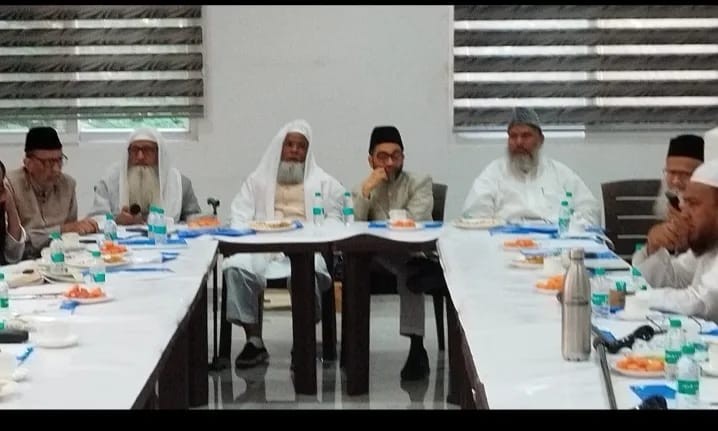 অল ইন্ডিয়া মুসলিম পার্সোনাল ল’ বোর্ডের বৈঠকে ওয়াকফ সম্পত্তি হেল্প ডেস্ক স্থাপনের সিদ্ধান্ত