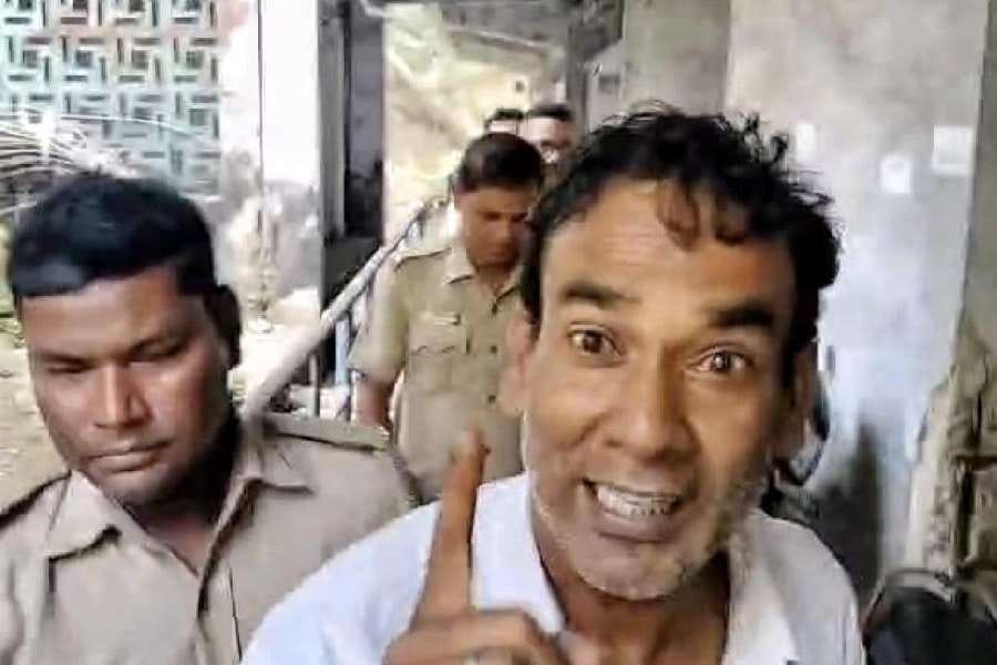 পাঁচ বছর পর ধর্ষণের অভিযোগে ধৃত বিজেপির শ্রমিক নেতা সহদেব ঘড়ুই