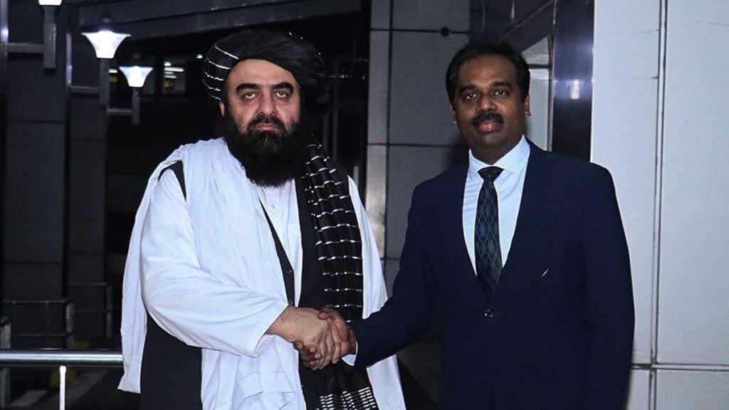 ভারত সফরে পাকিস্তানকে কড়া হুঁশিয়ারি আফগান মন্ত্রীর, দিল্লির সঙ্গে ঘনিষ্ঠতার বার্তা