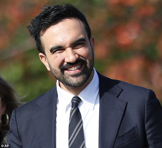 স্টারবাকস বয়কট নিয়ে কঠোর অবস্থান, কেন রাস্তায় নেমেছেন মামদানি?