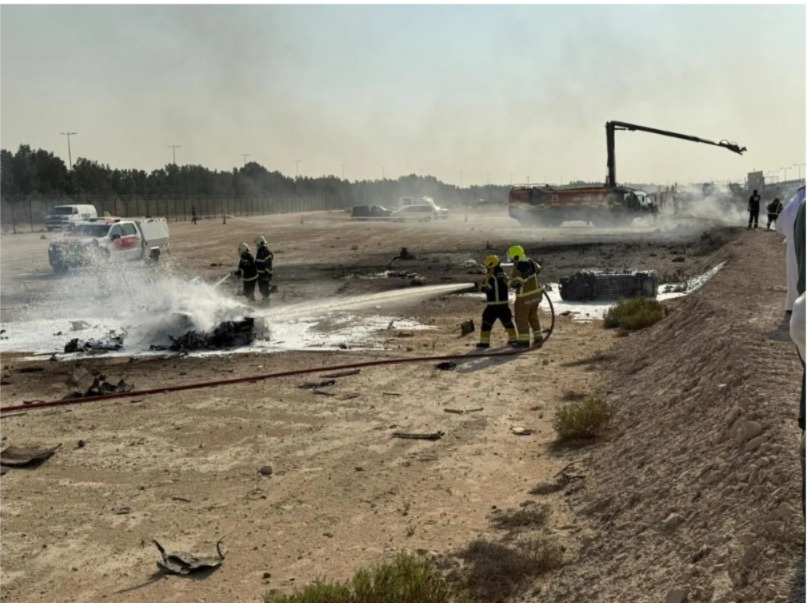 মহড়ার মাঝেই নিয়ন্ত্রণ হারিয়ে দুবাইয়ে যুদ্ধবিমান তেজস ভেঙে পড়ল, মৃত্যু পাইলটের !