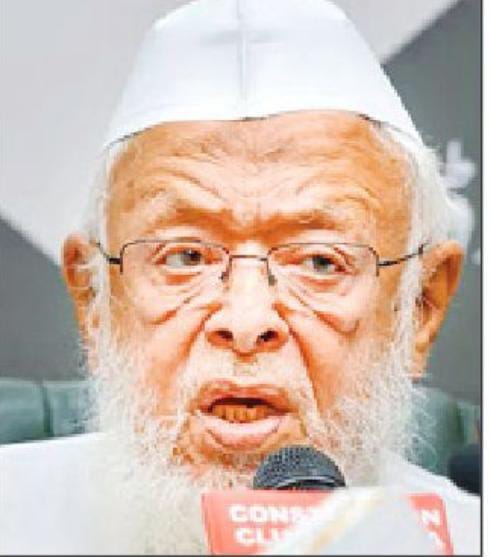 ‘একজন মুসলিম মমদানি যখন নিউইয়র্কের মেয়র হতে পারেন, একজন খান লন্ডনের মেয়র হতে পারেন, তাহলে ভারতে একজন মুসলিম কেন বিশ্ববিদ্যালয়ের উপাচার্যও হতে পারেন না?’