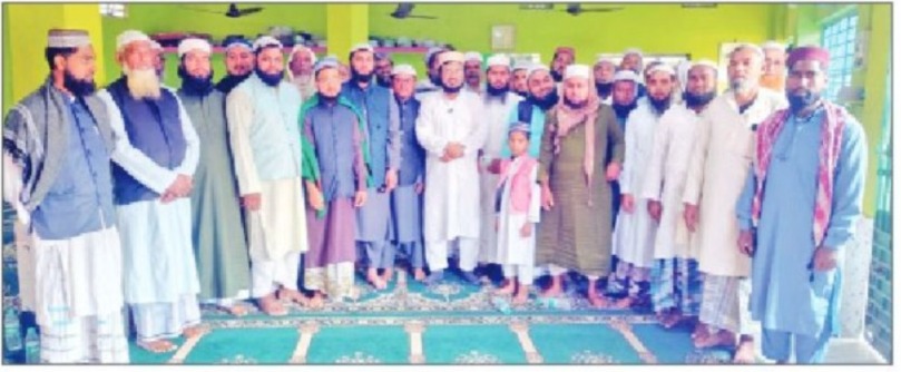 অল ইন্ডিয়া ইমাম অ্যাসোসিয়েশনের উদ্যোগে শিক্ষা ও স্বাস্থ্য উন্নয়নের উদ্দেশ্যে আলোচনা সভা