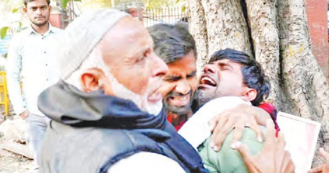 দিল্লি বিস্ফোরণের মর্মান্তিক পরিণতি!হাসপাতালের বাইরে সারারাত অপেক্ষার পর খবর এলো নোমান আর নেই