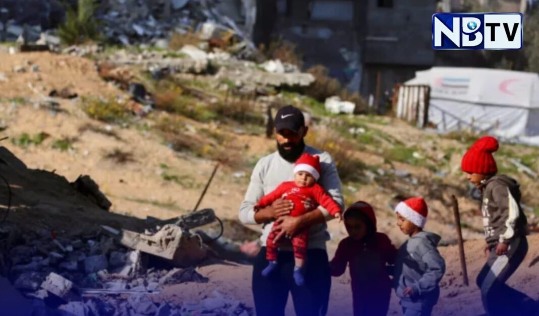 ইসরায়েলি বোমাবর্ষণ ও ড্রোন হামলায় স্তব্ধ গাজার বড়দিন উদযাপন!