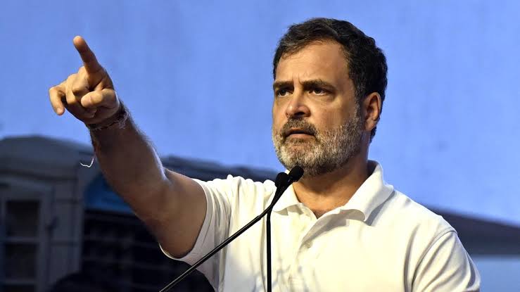 কর্নাটকে বিজেপির ভোট চুরির প্রতিবাদে সরব রাহুল ও খারগে